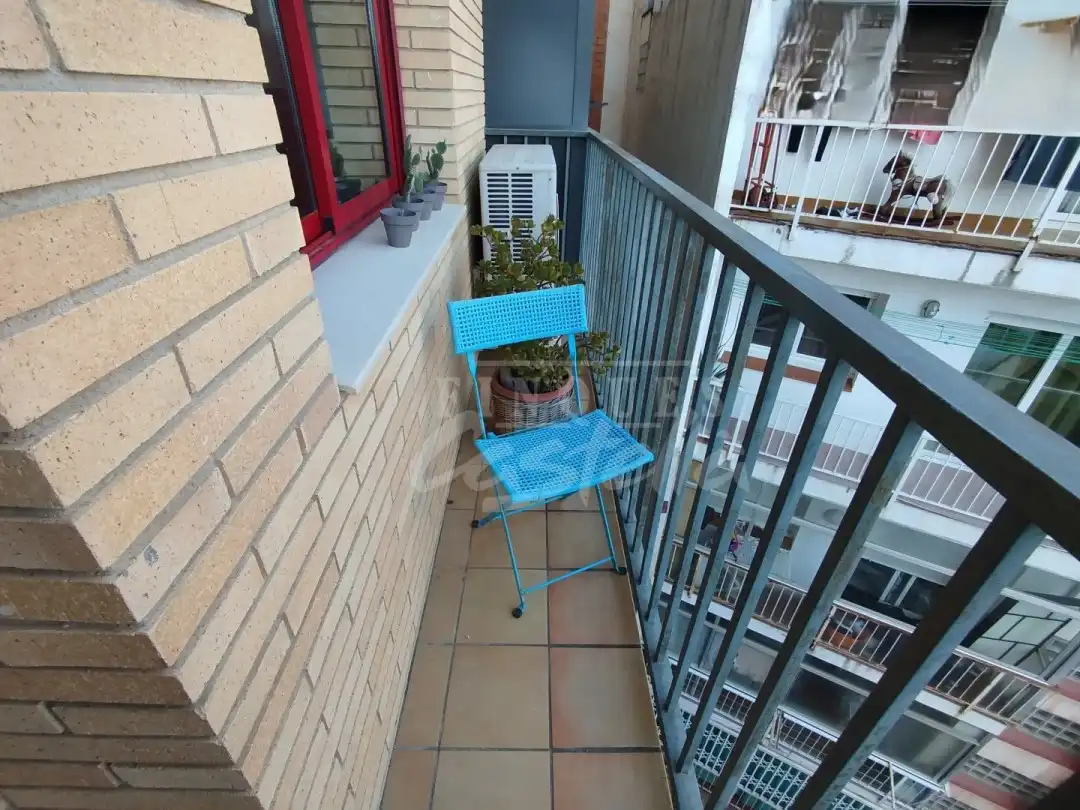 Wohnung mit Terrasse zum Verkauf in El Palau - Escorxador, imagen 11