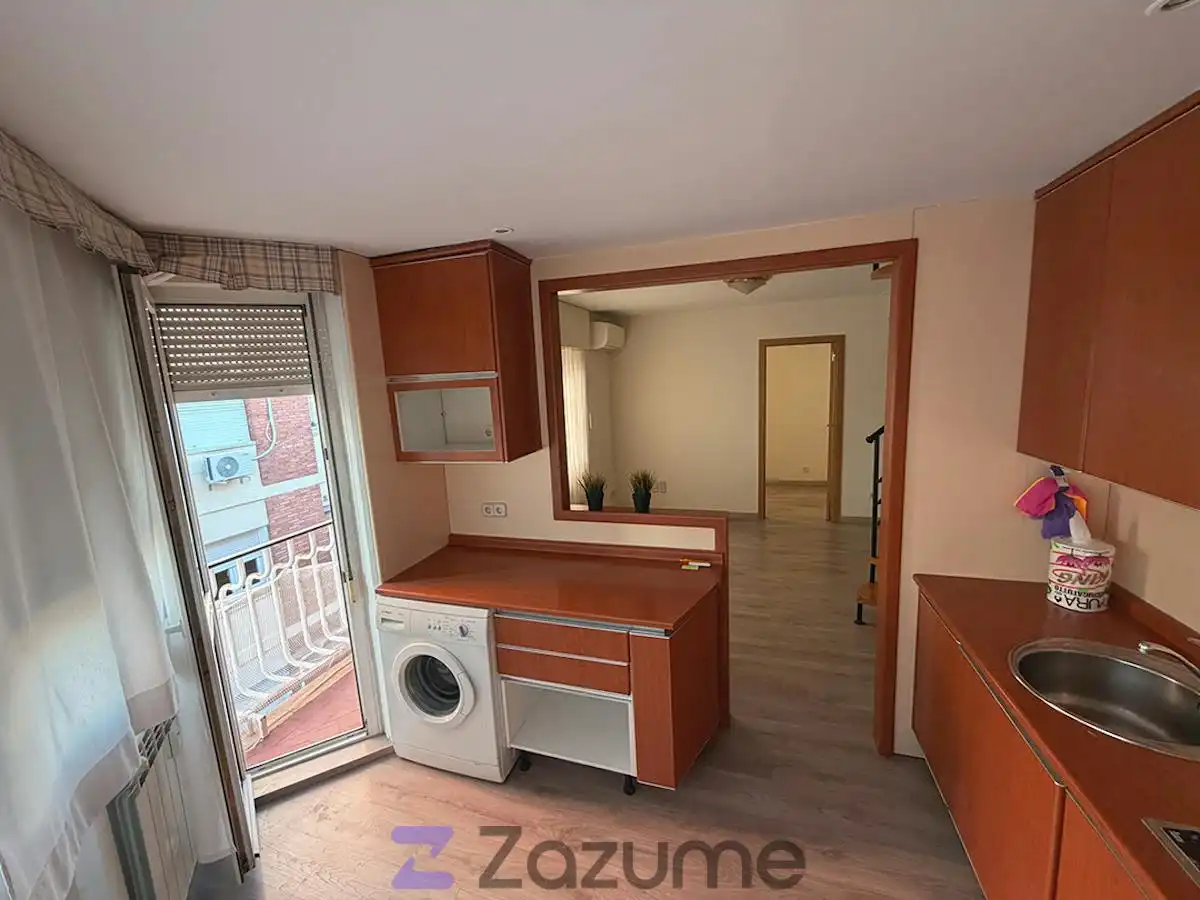 Schlafzimmer von Maisonette zur Miete in Madrid mit Klimaanlage, Heizung und Parkett