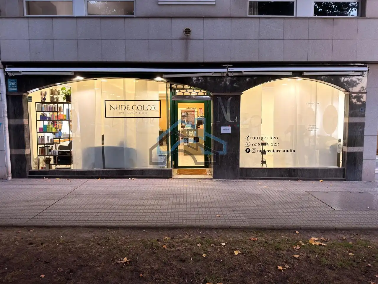 Business premises to rent in Someso - Matogrande
