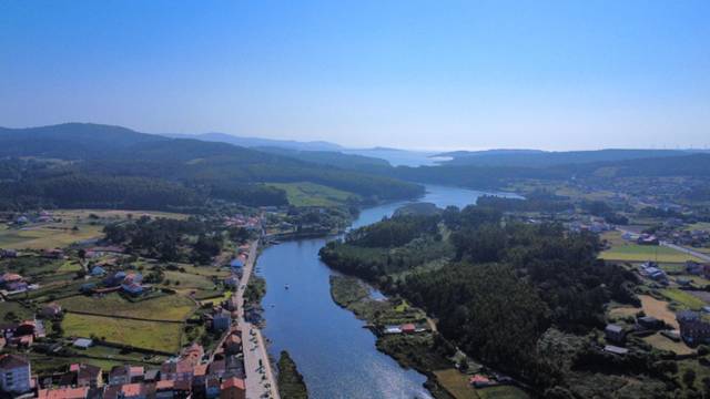 Casa adosada en Venta en Camariñas