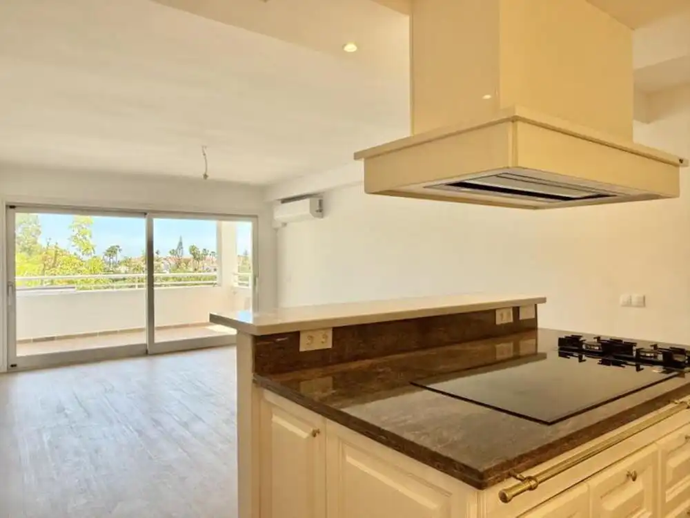 Kitchen of Apartments for sale in Estepona  with Air Conditioner, Terrace and Swimming Pool