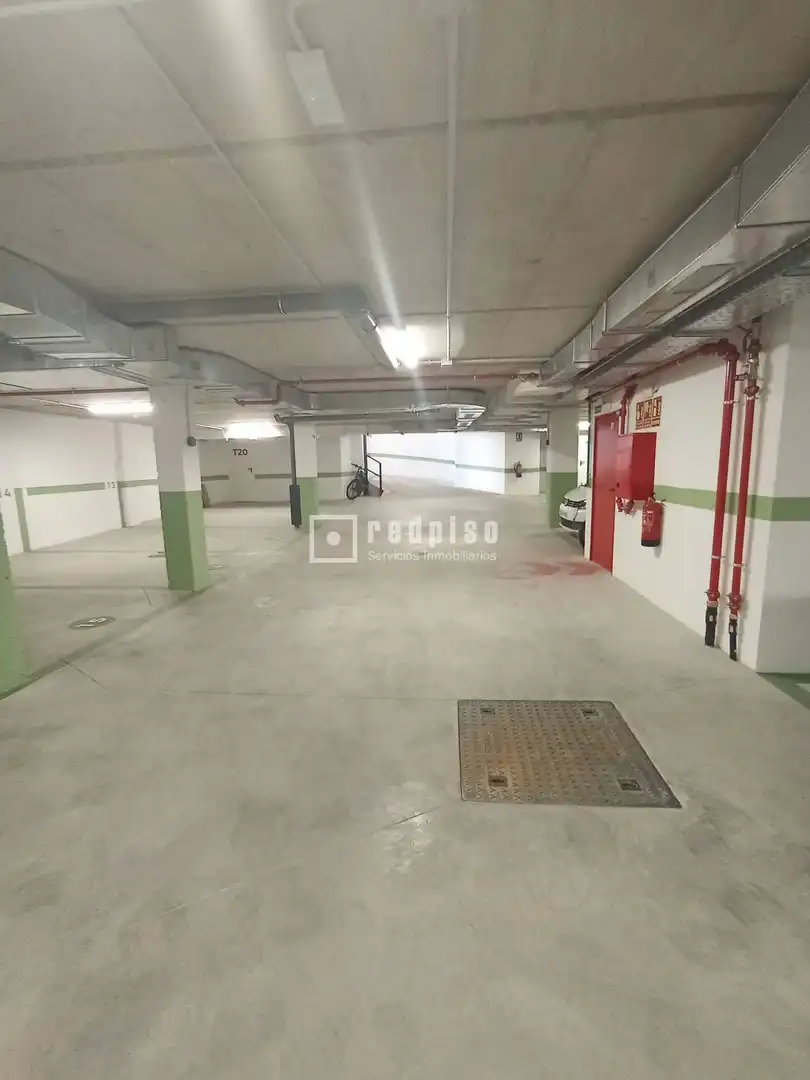 Parking of Flat for rent in Madrid  with Heating, Private garden and Terrace