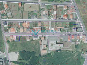Wohnbaugrundstück zum Verkauf in A Laracha
