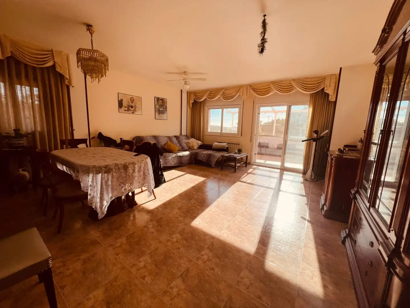 Sala de estar de Planta baja en venta en Pineda de Mar con Aire acondicionado, Calefacción y Jardín privado