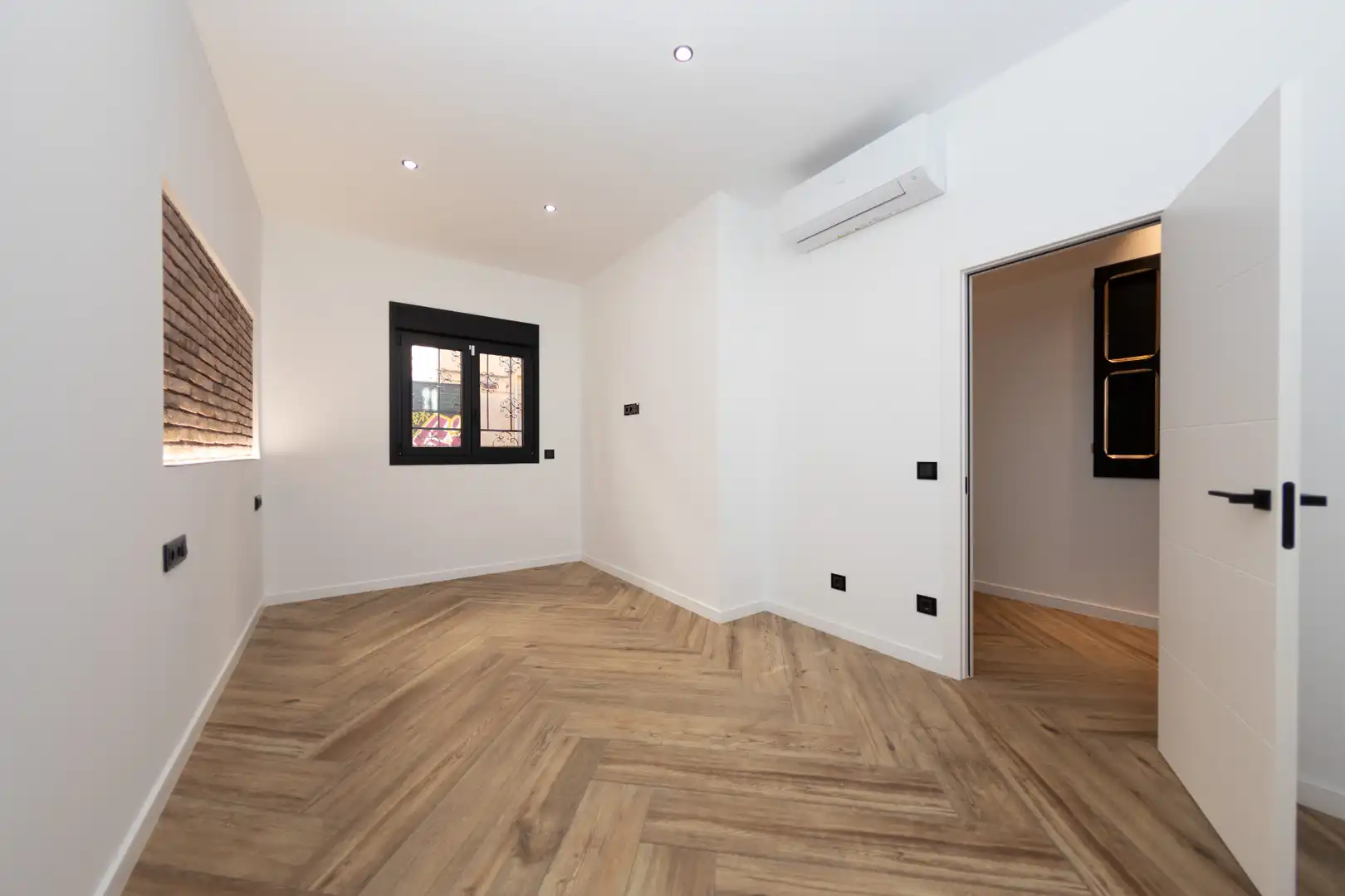 Piso en venta en Barcelona con Aire acondicionado, Calefacción y Terraza