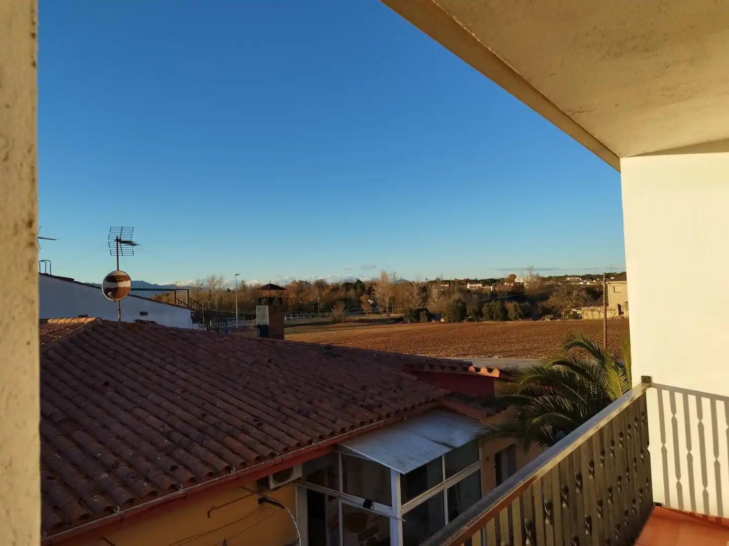 Vista exterior de Casa o xalet en venda en Vidreres amb Calefacció, Terrassa i Traster