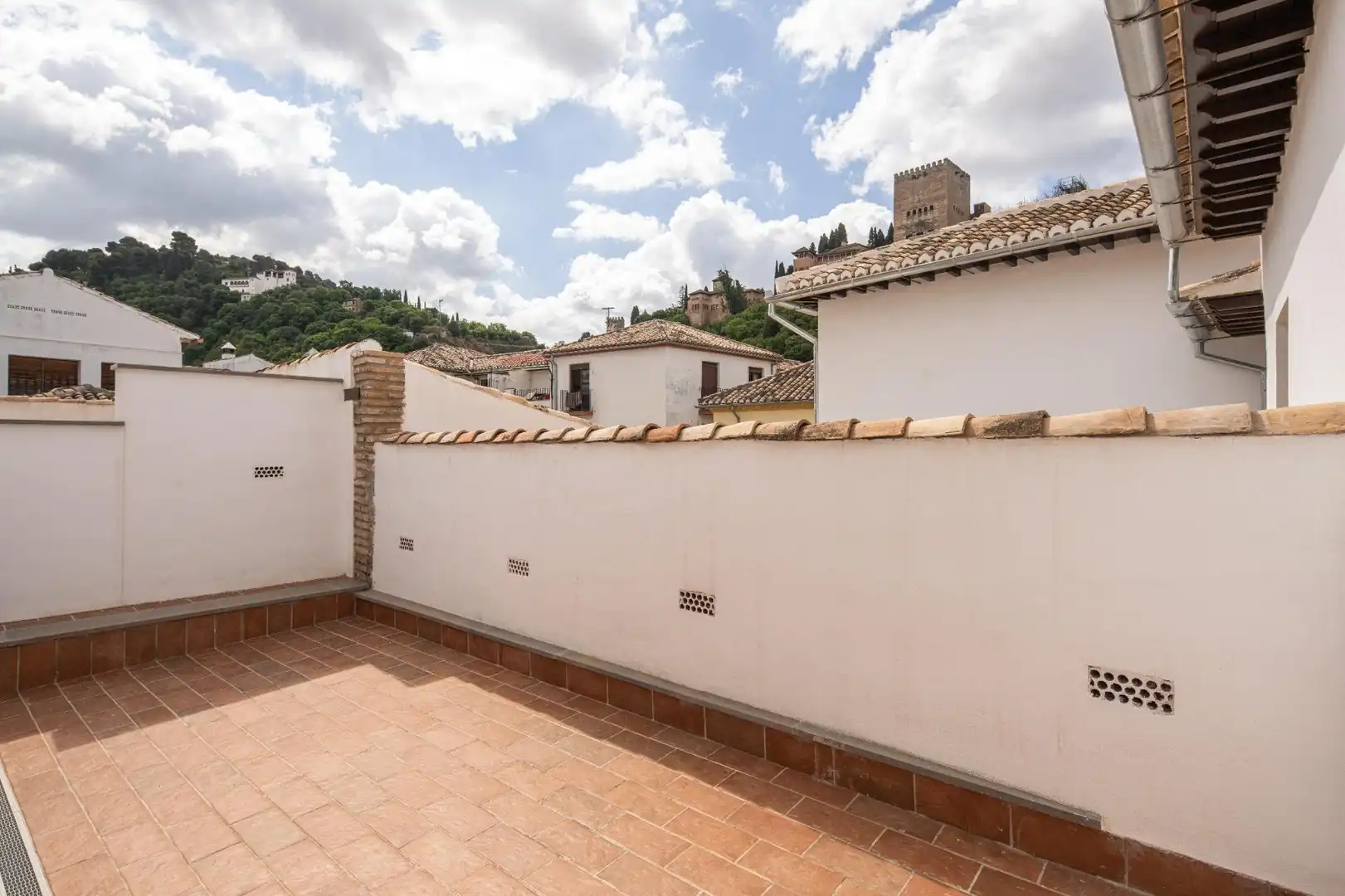 Terrassa de Pis en venda en Granada