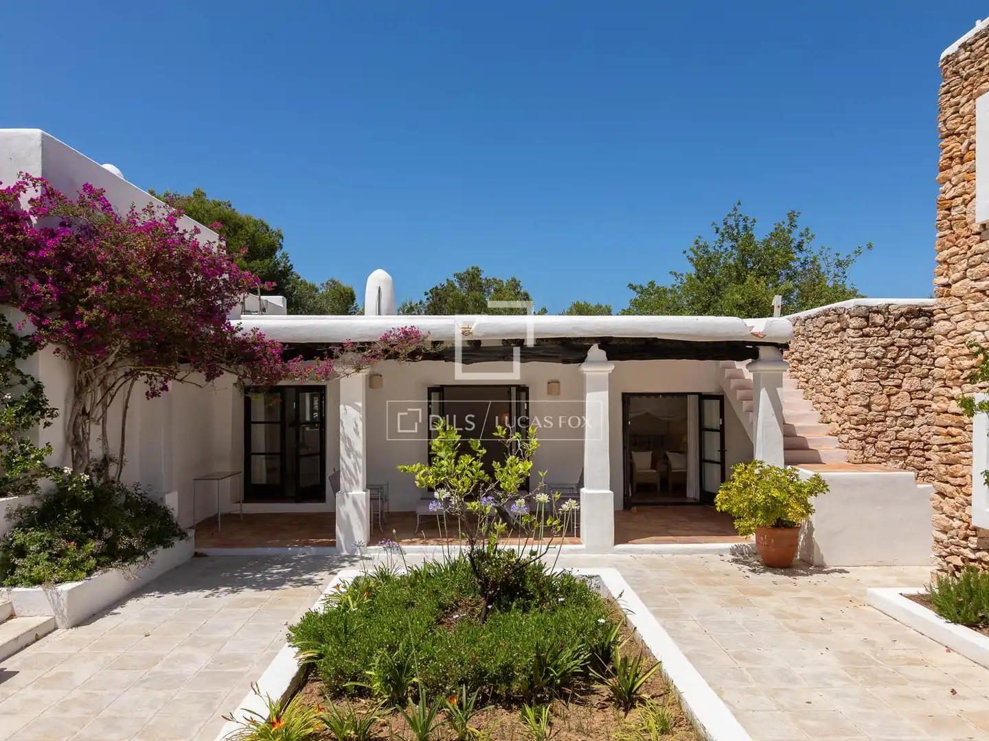 Exterior view of Country homes for sale in Santa Eulària des Riu  with Furnished