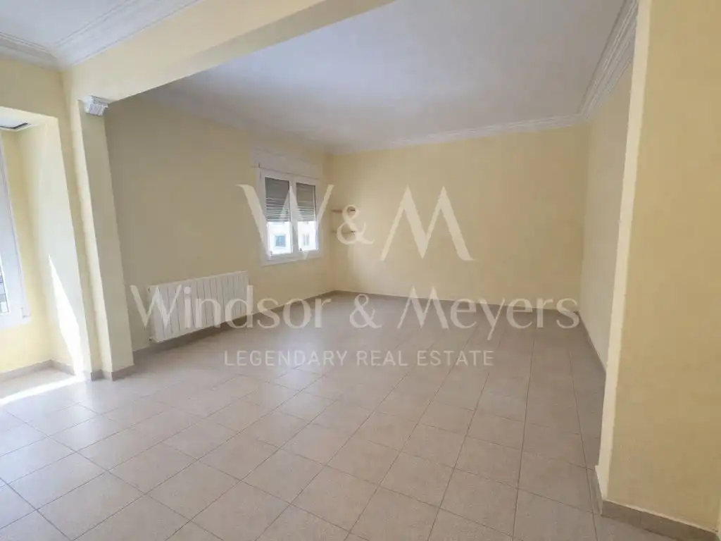Sala de estar de Piso en venta en Andorra la Vella con Calefacción y Horno