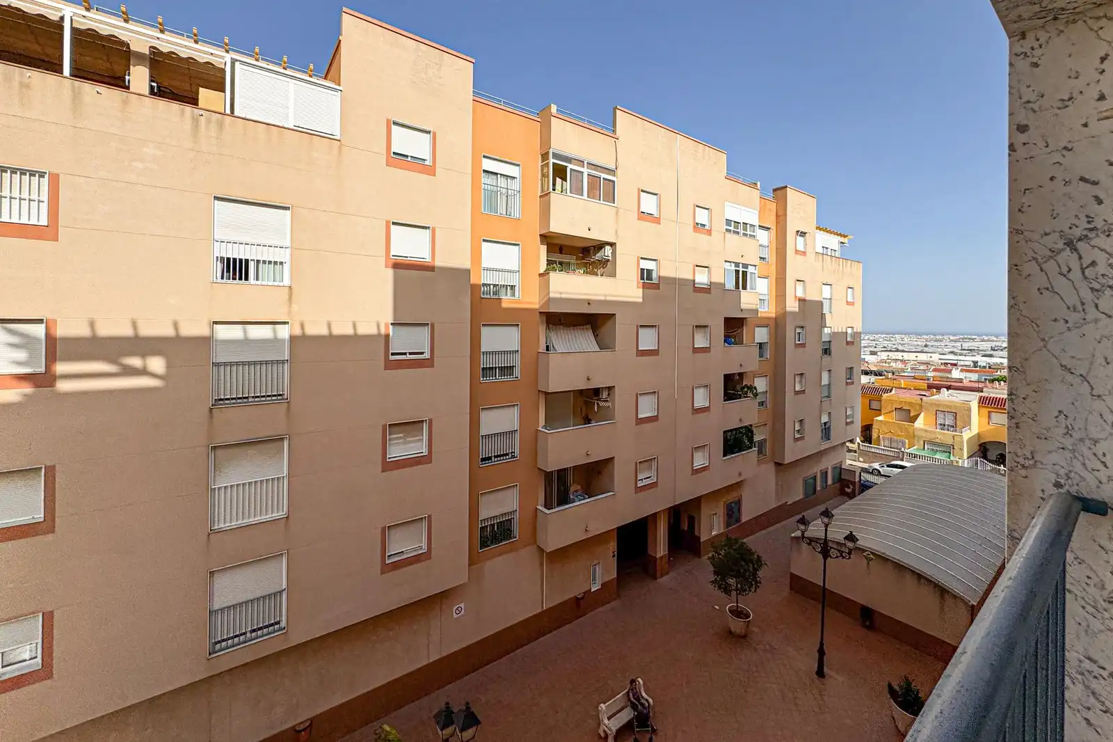 Exterior view of Flat for sale in Vícar