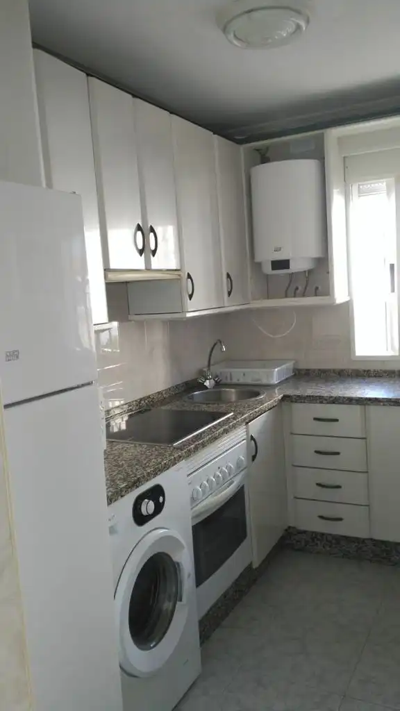 Cuina de Pis en venda en Badajoz amb Moblat