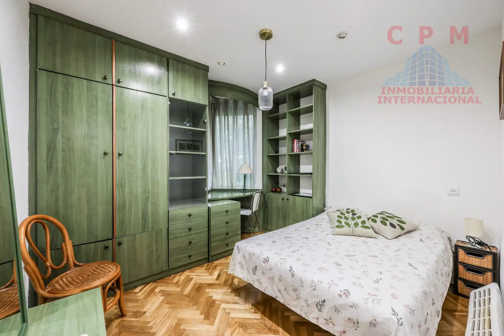 Dormitori de Pis de lloguer en Madrid amb Aire condicionat, Calefacció i Parquet