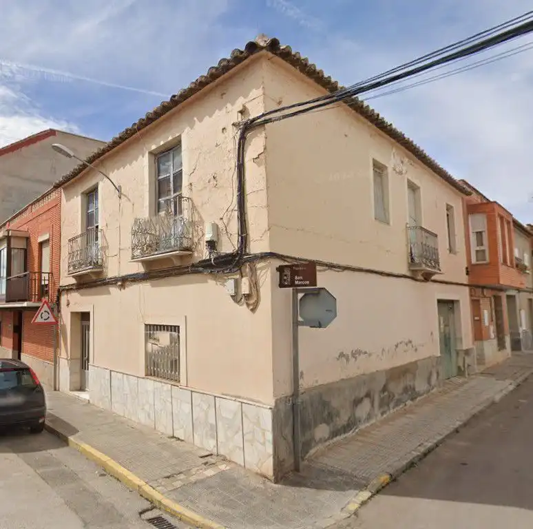 Casa en venta en Valdepeñas