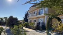 Vista exterior de Casa o xalet en venda en L'Ametlla de Mar  amb Aire condicionat, Terrassa i Piscina