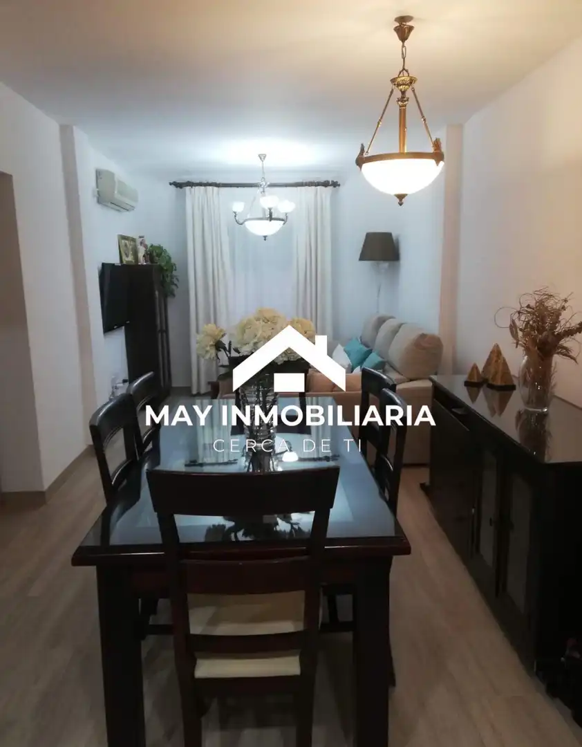 Sala d'estar de Casa adosada en venda en La Puebla del Río
