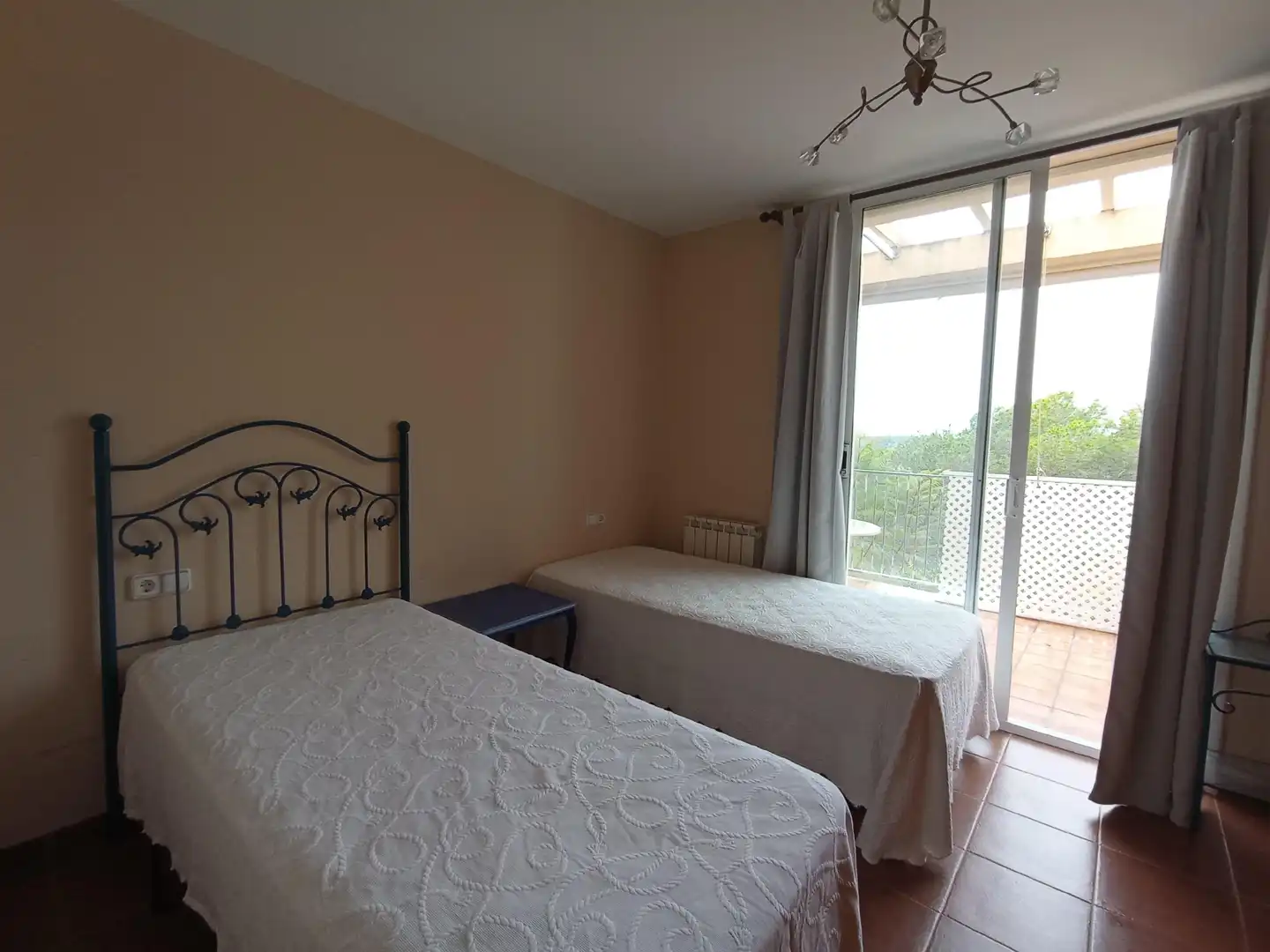 Bedroom of Detached homes for sale in Tarragona  with Air Conditioner, Heating and Private garden