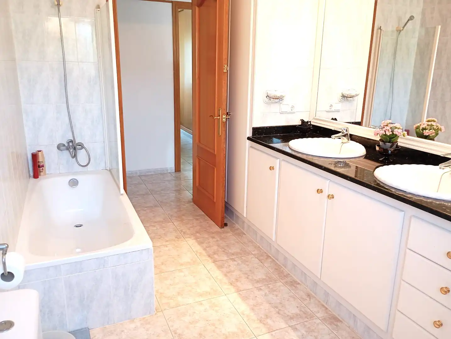 Bathroom of Houses for sale in Santa Coloma de Farners  with Heating, Private garden and Terrace