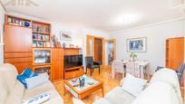 Living room of Flat for sale in Alcobendas  with Air Conditioner, Heating and Parquet flooring