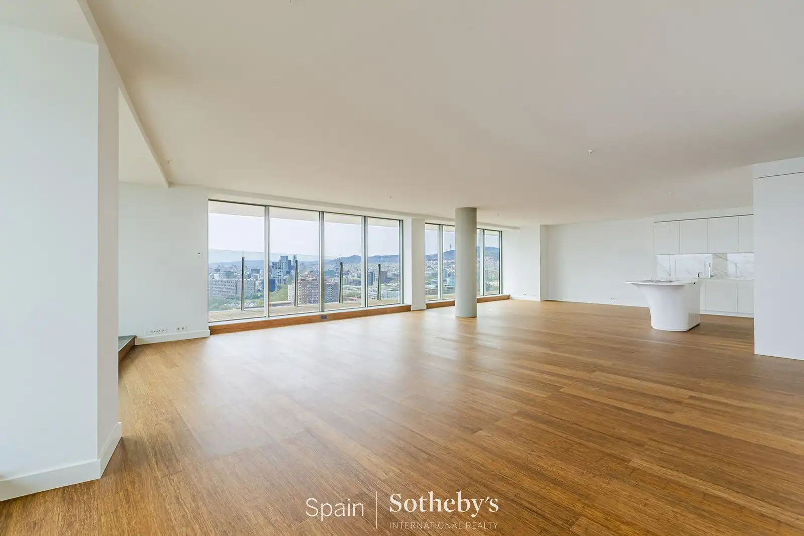 Apartament amb piscina en venda a Sant Martí