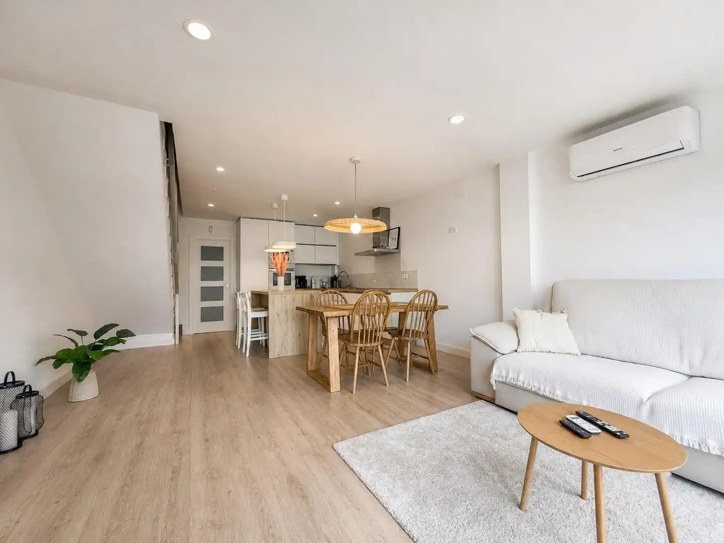 Reihenhaus mit Garten zum Verkauf in Poble, imagen 7