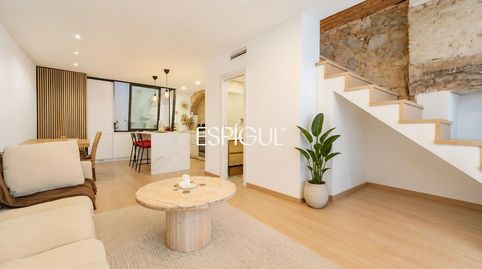 Casa de pueblo reformada con encanto en el centro de Alella