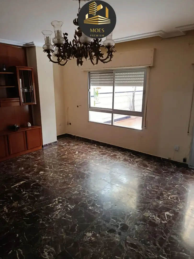 House with terrace for sale in Andújar