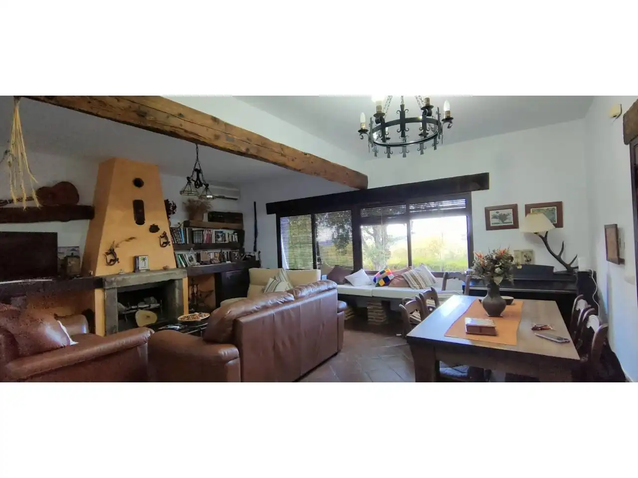 Sala d'estar de Casa o xalet en venda en Hornachuelos amb Jardí privat, Terrassa i Piscina