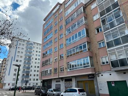 Exterior view of Flat for sale in Burgos Capital  with Heating and Terrace