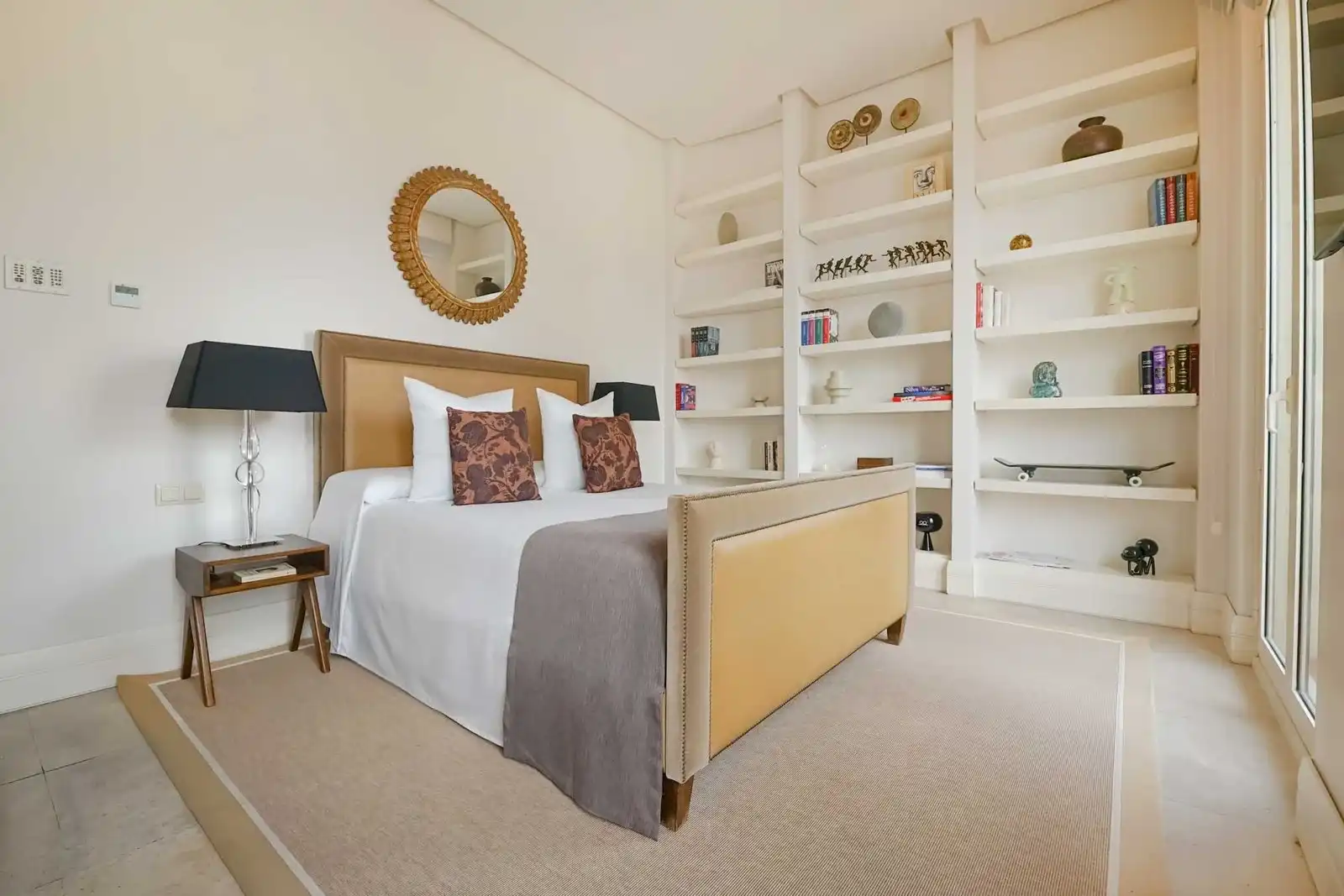 Habitación de Apartamento de alquiler en Madrid con Aire acondicionado, Calefacción y Amueblado