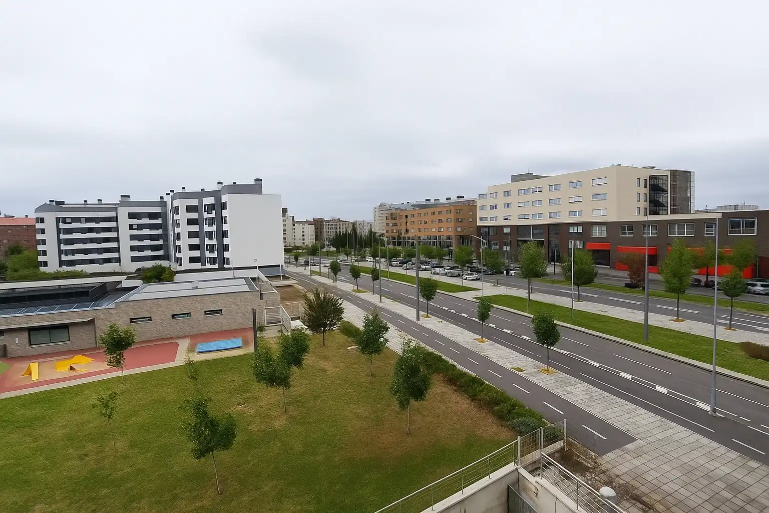 Exterior view of Flat for sale in Salburua - Arantzabela
