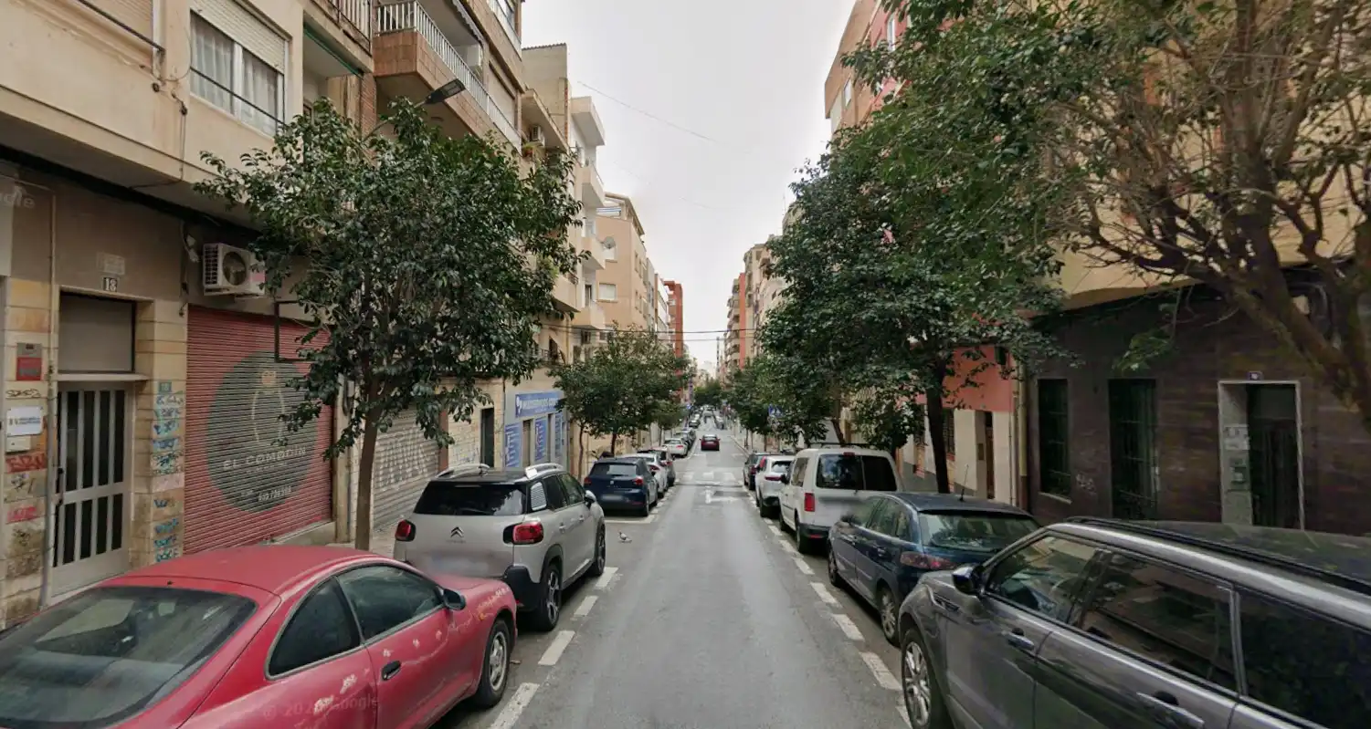Vista exterior de Pis en venda en Alicante / Alacant