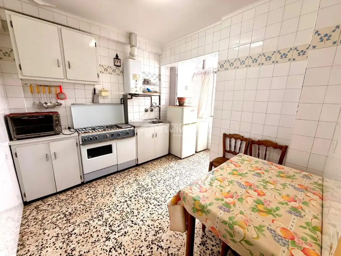 Cocina de Piso en venta en Santander con Calefacción y Parquet