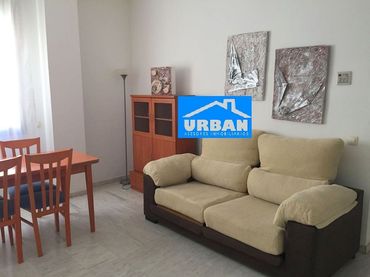 Apartament amb piscina de lloguer a Avenida Alcalde Luis Uruñuela