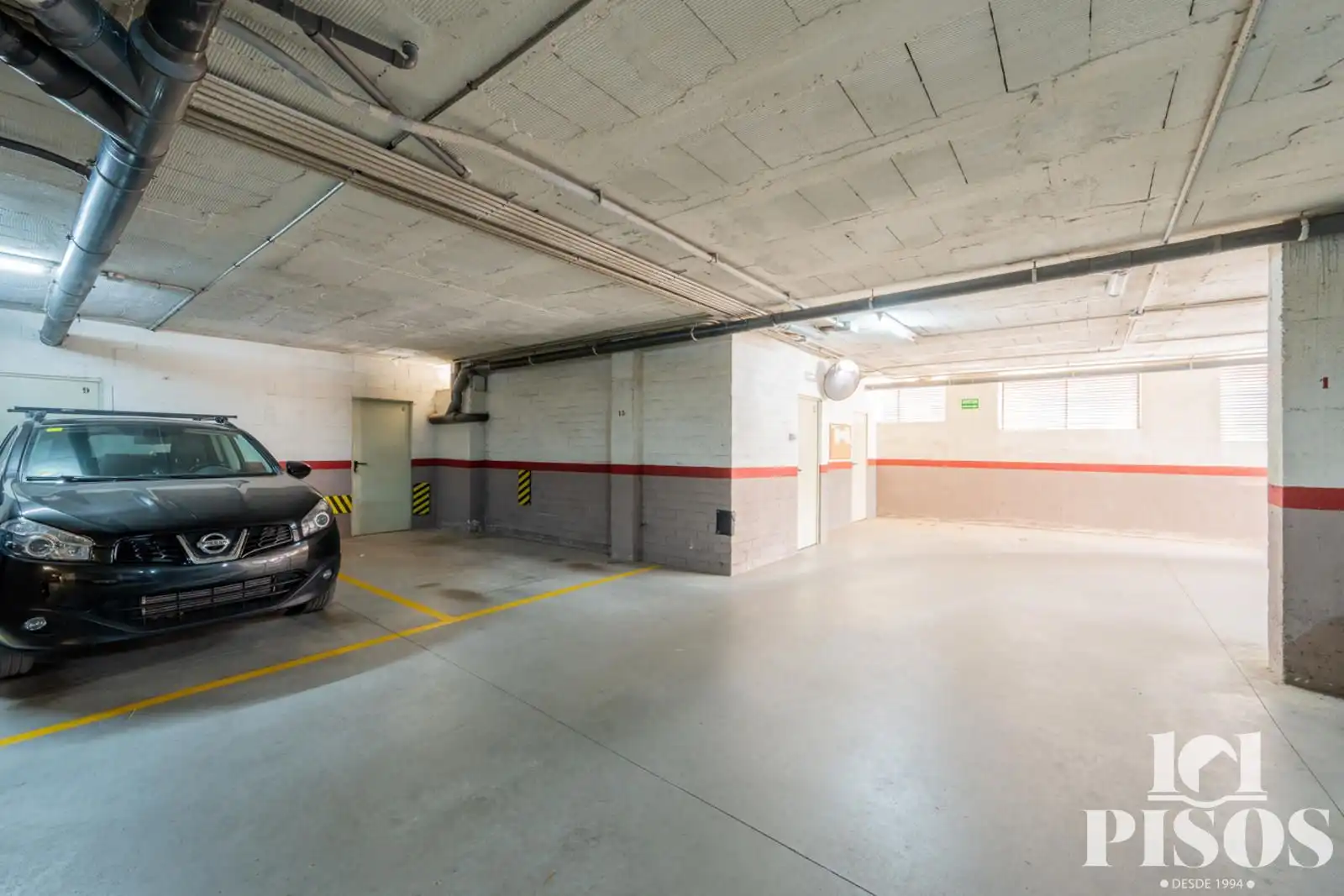 Aparcament de Àtic en venda en Rubí amb Aire condicionat, Calefacció i Parquet