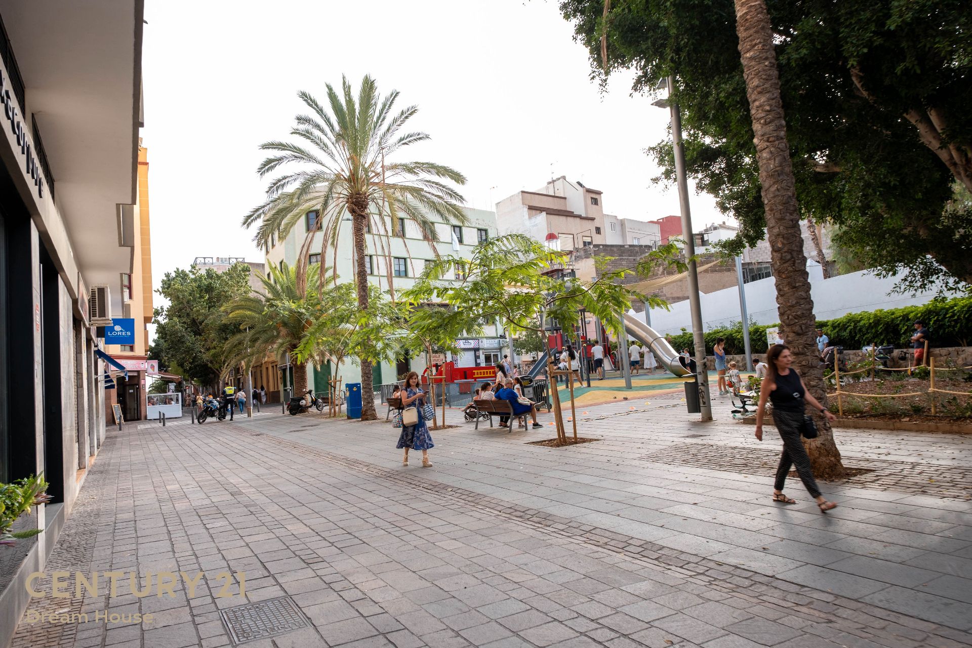 Vista exterior de Pis en venda en  Santa Cruz de Tenerife Capital amb Moblat i Balcó