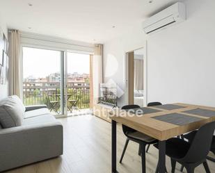 Dormitori de Apartament de lloguer en  Barcelona Capital amb Aire condicionat, Calefacció i Moblat
