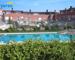 Piscina de Pis de lloguer en Burgos Capital amb Terrassa