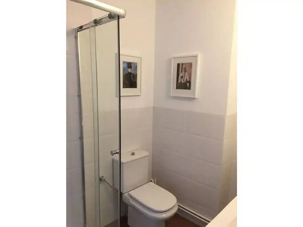 Badezimmer von Wohnungen zur Miete in Burgos Capital
