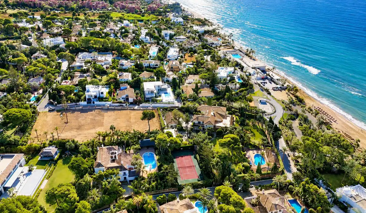 Außenansicht von Residential zum Verkauf in Rïo Real - Los Monteros
