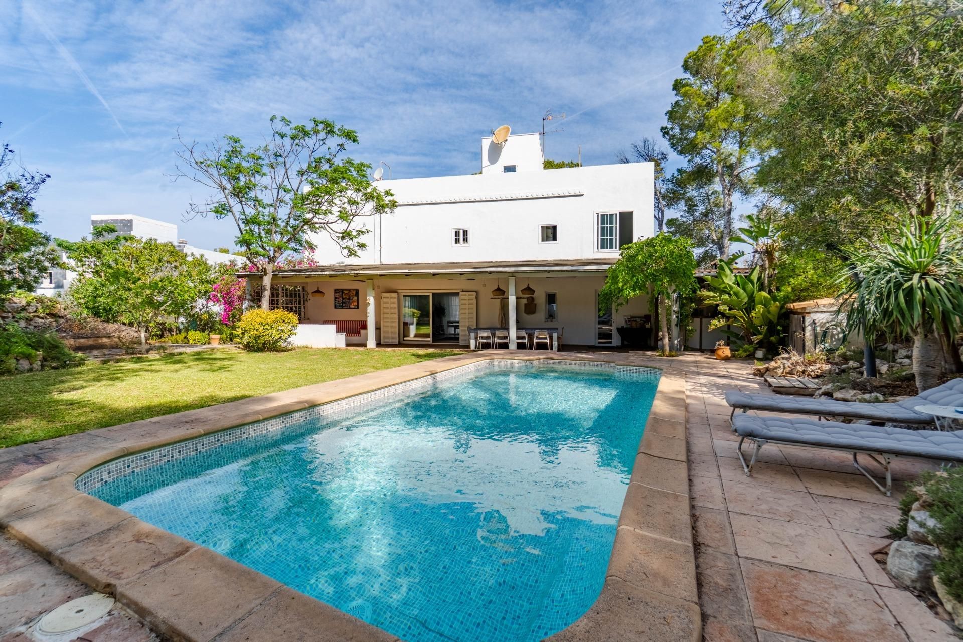 Piscina de Casa o xalet en venda en Calvià amb Aire condicionat, Calefacció i Jardí privat