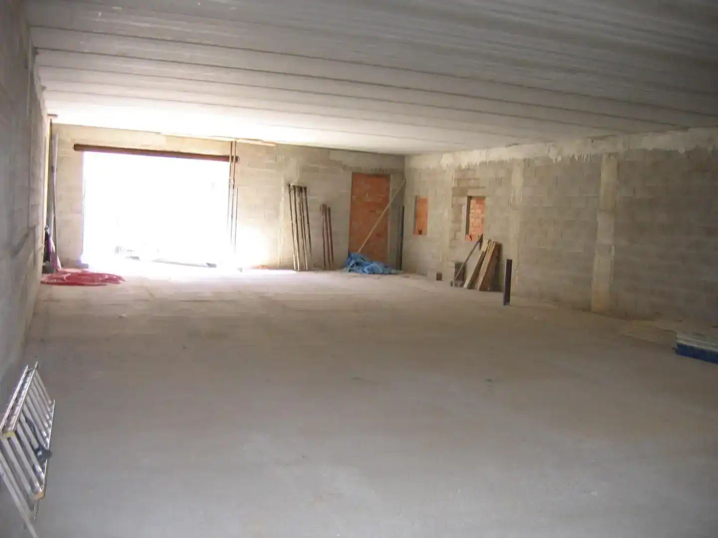 Garage for sale in Caseres