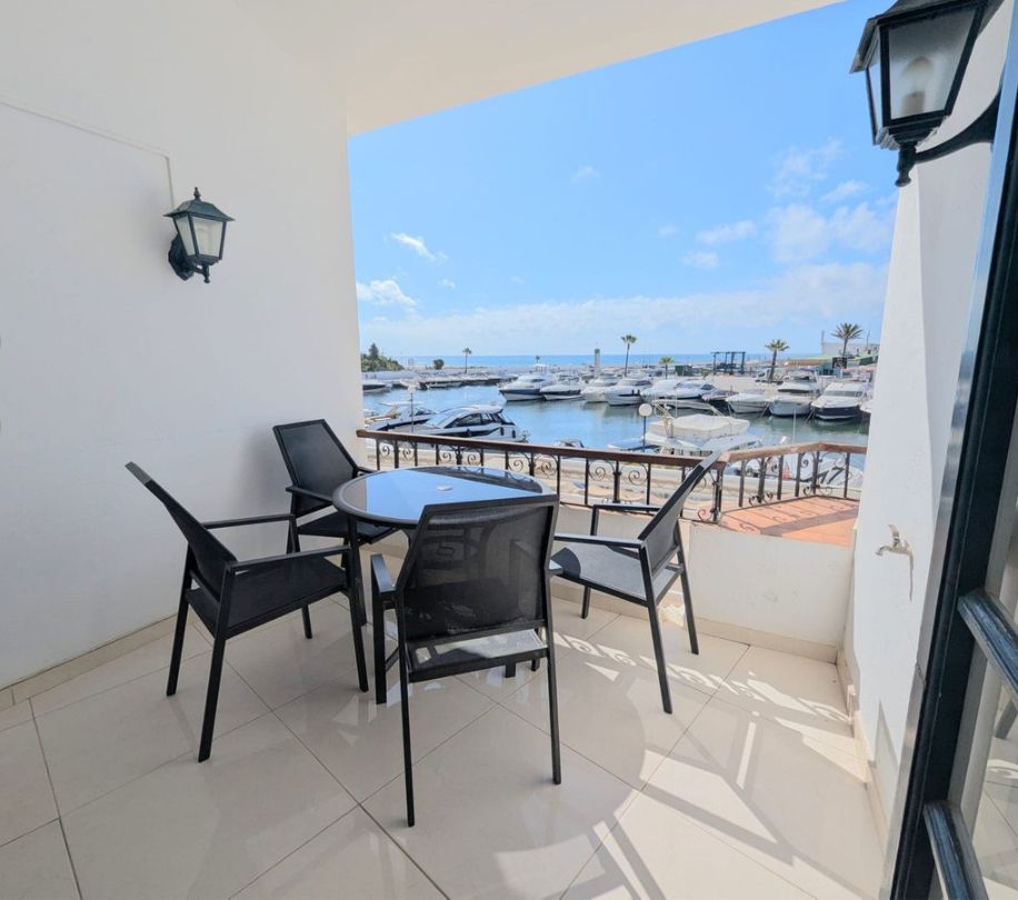 Terrace of Flat for sale in Marbella  with Terrace, Furnished and Oven