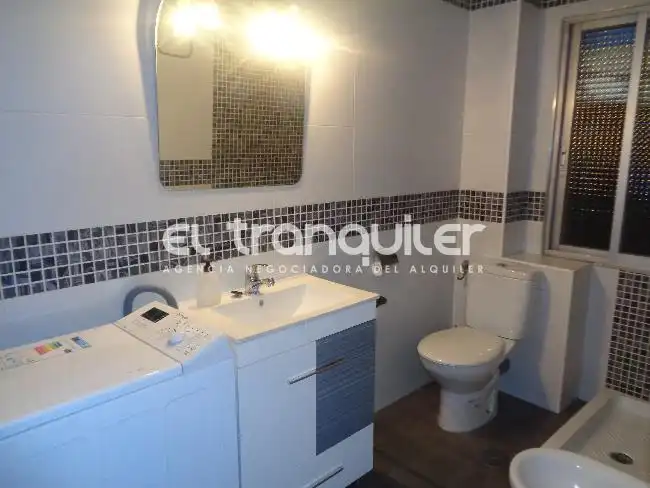 Flat for rent in Calle Maestro Arbós, La Alhóndiga