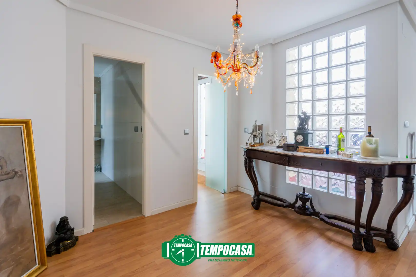 Wohnung zum Verkauf in Valencia mit Klimaanlage, Parkett und Terrasse