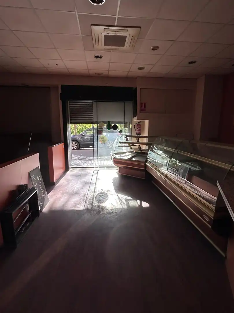 Local comercial en venda a Carrer germa joaquim, del, imagen 2
