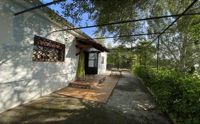 Vista exterior de Finca rústica en venda en Alfacar amb Jardí privat, Terrassa i Moblat