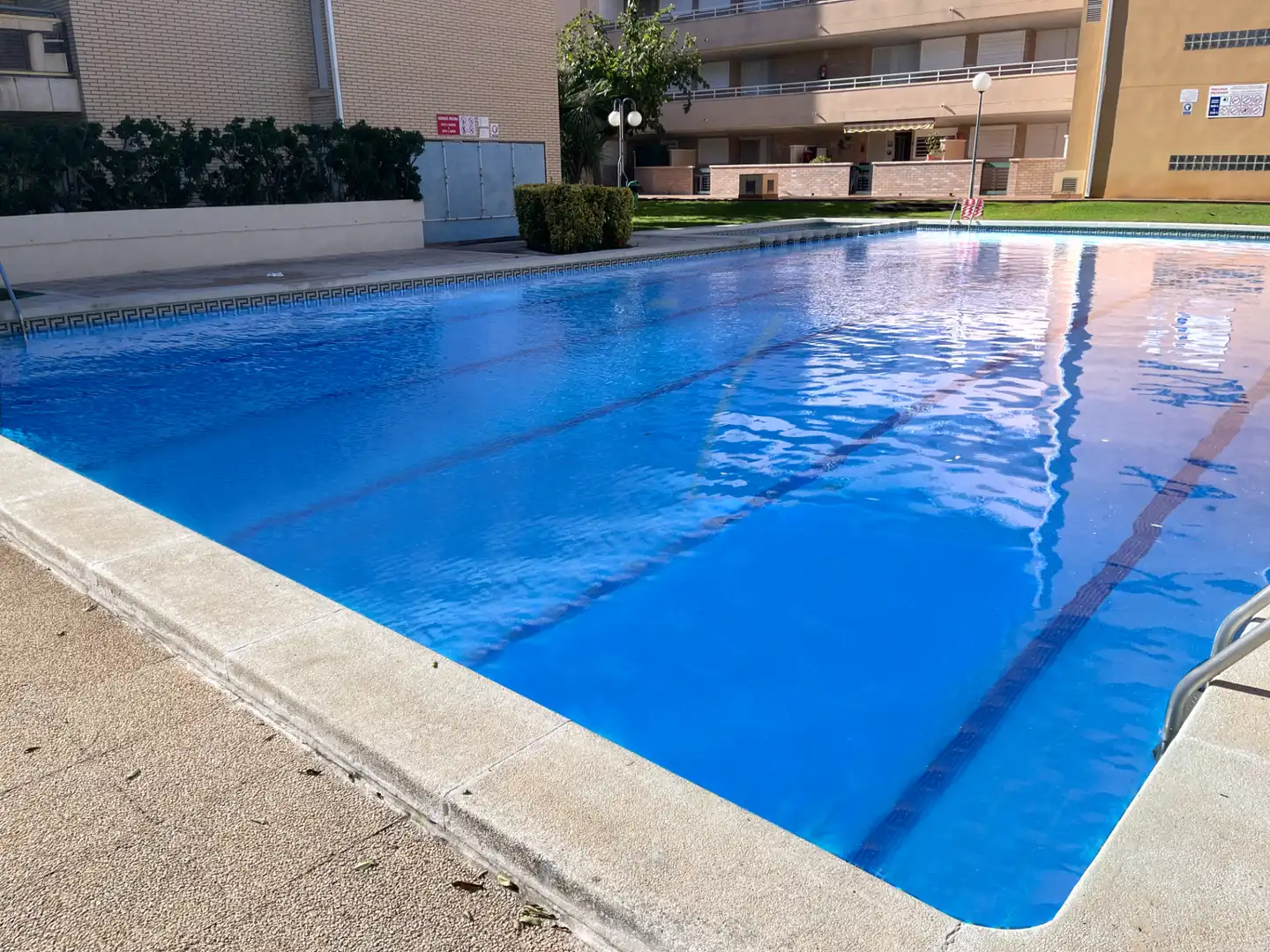 Schwimmbecken von Wohnungen zum Verkauf in Cambrils mit Terrasse, Abstellraum und Möbliert