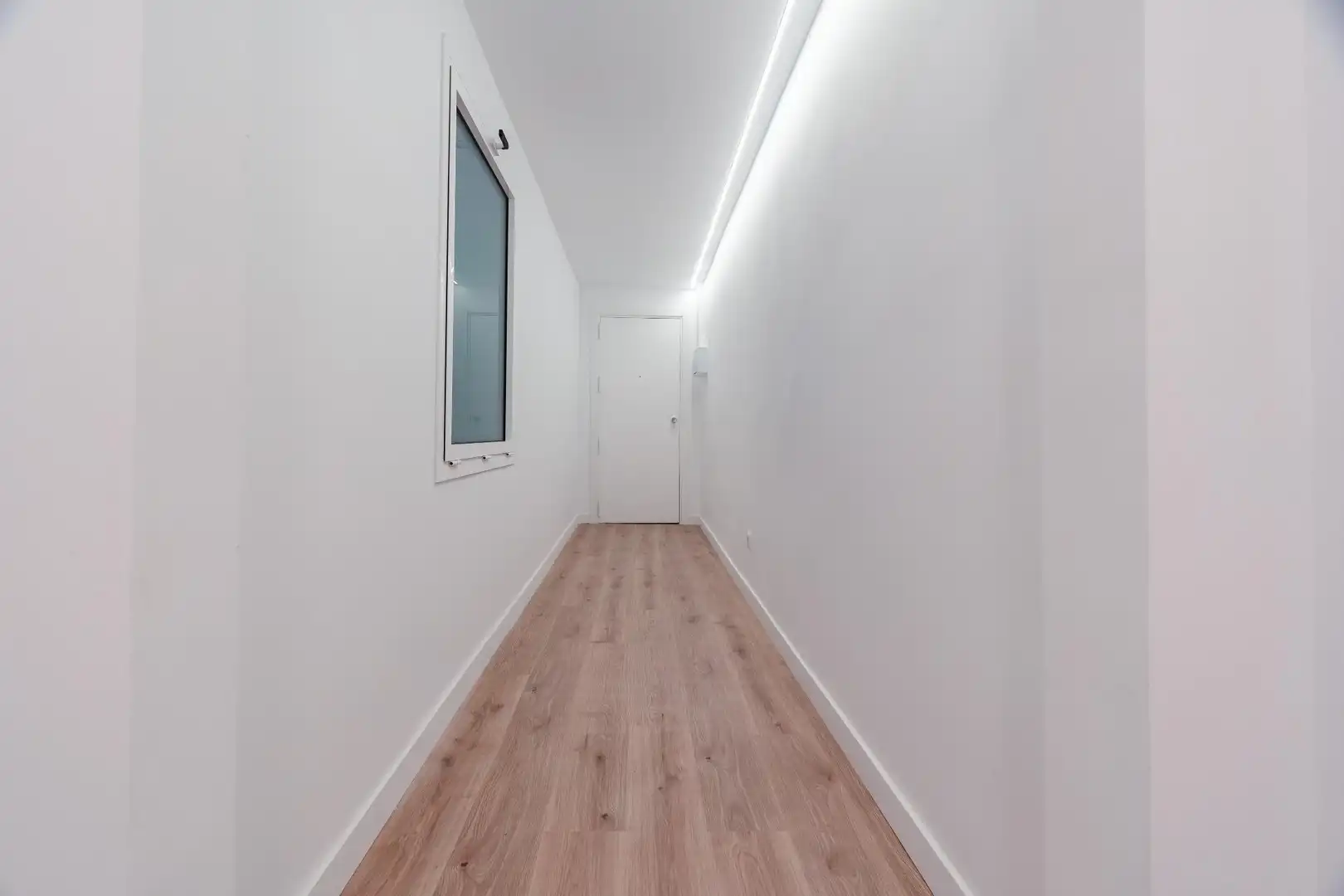 Wohnung zum Verkauf in Tarragona mit Klimaanlage und Balkon