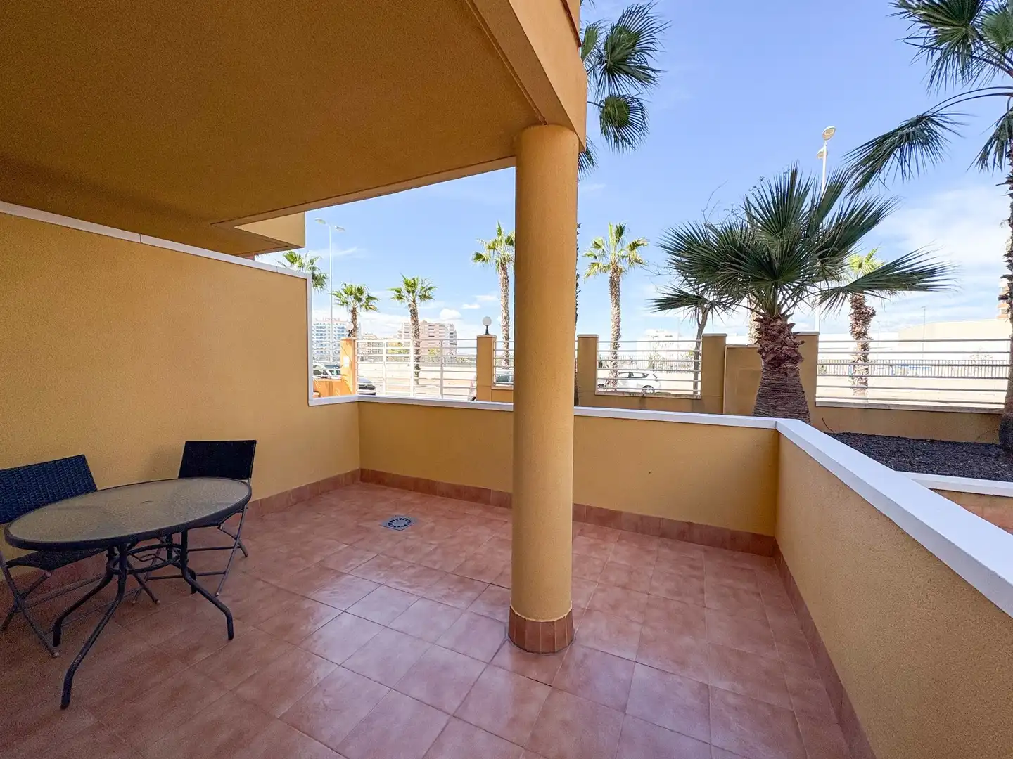 Apartamento con piscina en venta en Puerto Deportivo, imagen 38