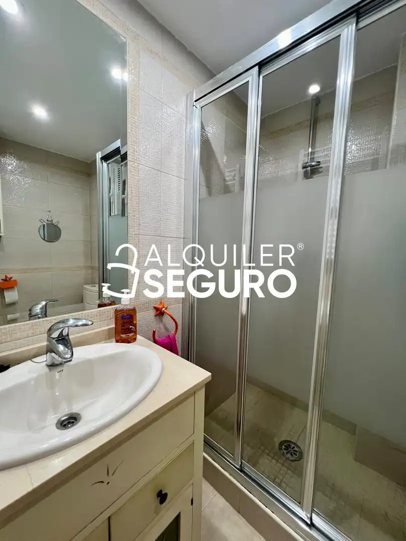 Piso con ascensor en alquiler en de la Virgen de Aránzazu, imagen 16
